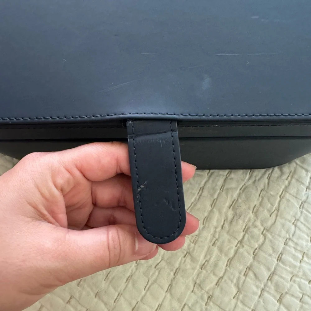 Dyson Hair Styling Kit in Navy and Copper - Picture 4 of 4